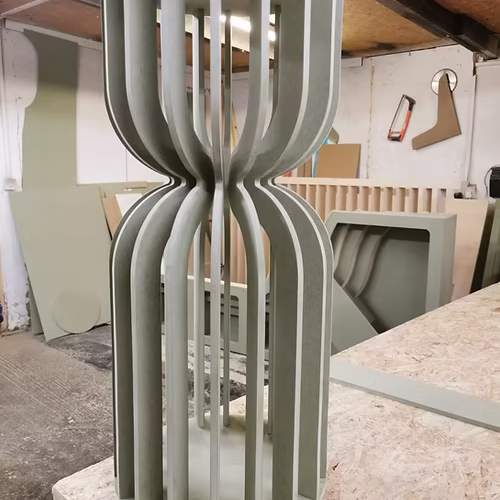 Lattice plinth